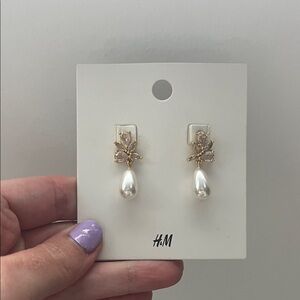 Lulu's Gold Blossom Pearl Earrings